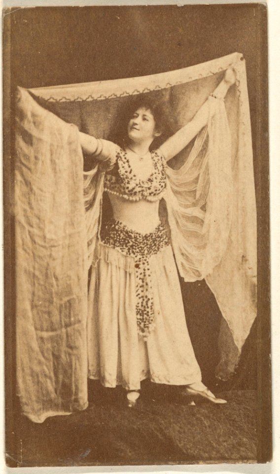 Dancer holding shawl above head, from the Actresses series (N668) MET DPB869878