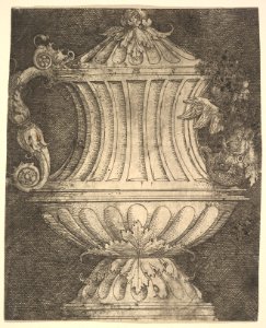 Ewer with a Siren MET DP822174