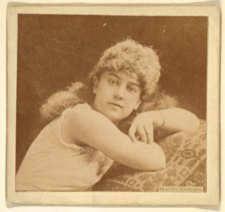 Hattie Dolaro, from the Actresses series (N246), Type 2, issued by Kinney Brothers to promote Sporting Extra Cigarettes MET DP860101