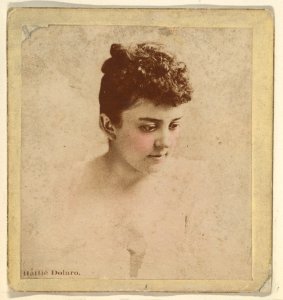 Hattie Dolaro, from the Actresses series (N246), Type 2, issued by Kinney Brothers to promote Sporting Extra Cigarettes MET DP860061