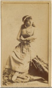 Laura Moore, from the Actors and Actresses series (N45, Type 8) for Virginia Brights Cigarettes MET DP831574