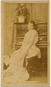 Mlle. Roman, from the Actors and Actresses series (N45, Type 8) for Virginia Brights Cigarettes MET DP831602