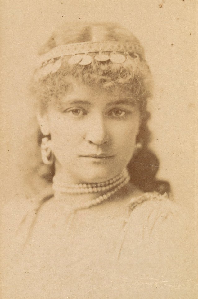 Marie Prescott, actress MET DP860015 (cropped)