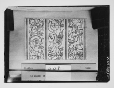Petites Grotesques MET MM4414
