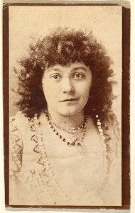 Portrait of actress wearing multiple necklaces, from the Actresses series (N668) MET DPB869970