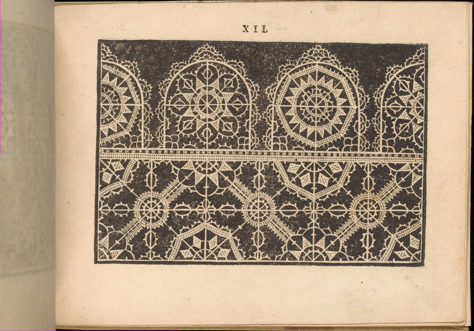 Prima Parte de' Fiori, e Disegni di varie sorti di Ricami Moderni, page 12 (recto) MET DP357962