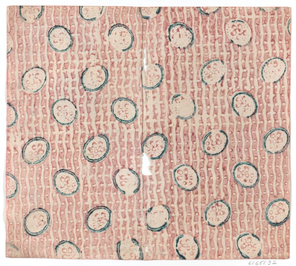 Sheet with curved line and oval pattern Met DP887152