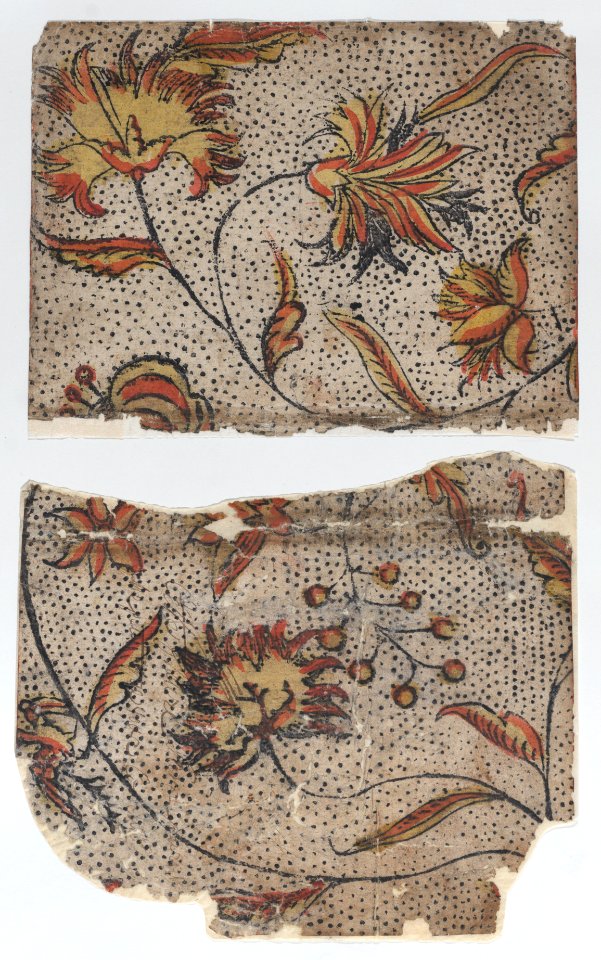 Sheet in two sections with overall floral and dot pattern Met DP887117