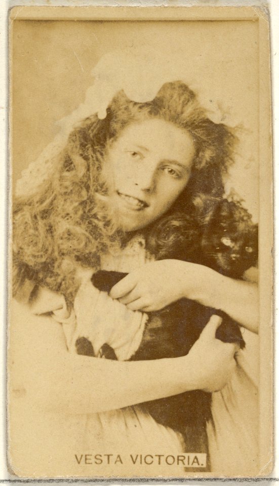 Vesta Victoria, from the Actors and Actresses series (N45, Type 8) for Virginia Brights Cigarettes MET DP831726