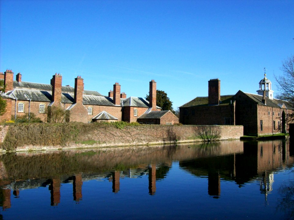 Dunham Massey Hall, evening light