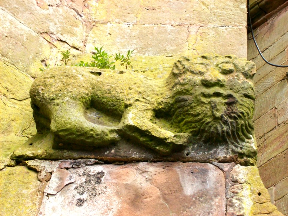 Carved lion, Cheswardine