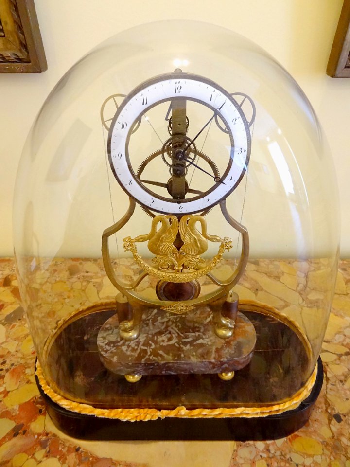Pendule-squelette, vers 1820.Musée des beaux-arts d'Arras.…