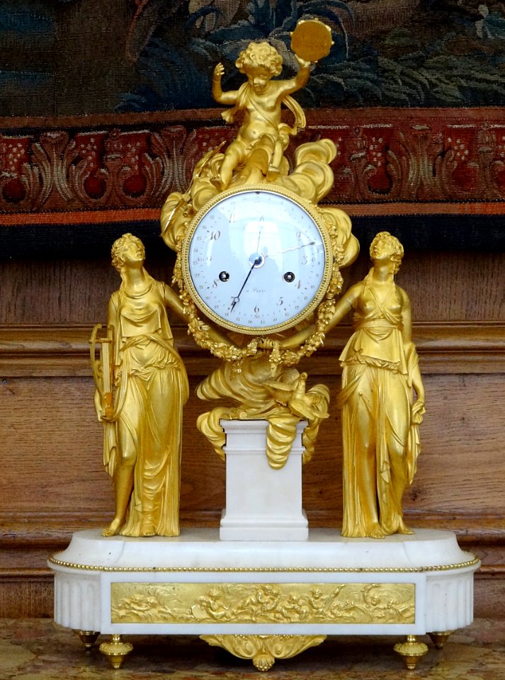 Pendule "Amour au tambourin", Paris, début du 19ème siècle…
