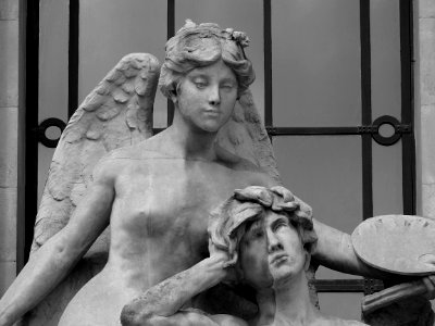 Un détail de la façade principale du Grand Palais, à Paris…