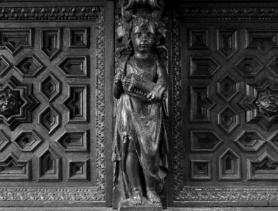 Détail d'un bahut-crédence (Anvers, 1661) exposé au musée …