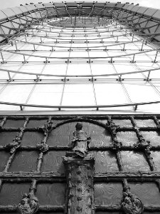 Une vue de la façade de la cathédrale Notre-Dame de la Tre…