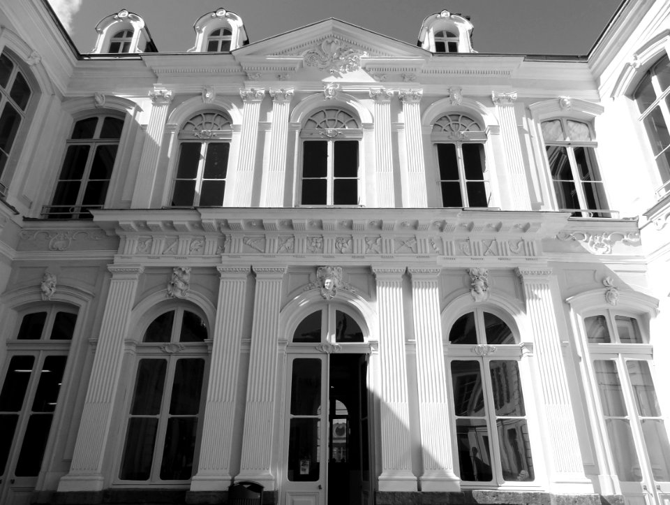 Hôtel de Guines, Arras.