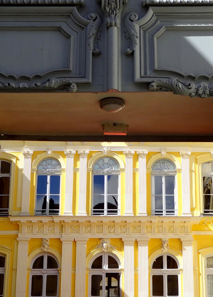 Hôtel de Guines, Arras.