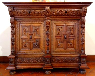Buffet exposé au musée de la Chartreuse, à Douai.