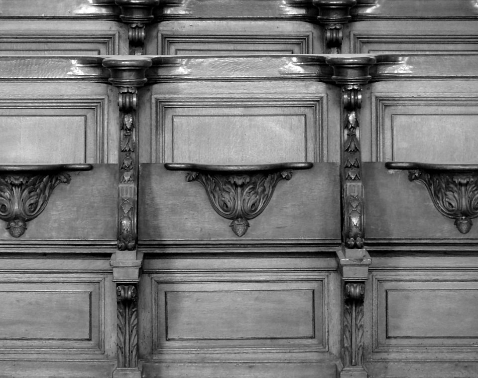 Collégiale Saint-Pierre de Douai : détail des stalles du c…
