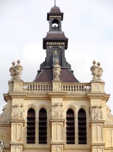 Une vue du sommet de la tour carrée de la collégiale Saint…