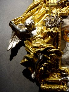 Détail du bénitier-reliquaire de la reine Marie-Thérèse, é…