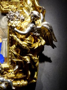 Détail du bénitier-reliquaire de la reine Marie-Thérèse, é…