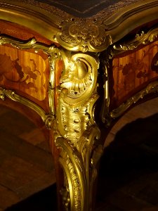 Détail du bureau plat du Dauphin, fils de Louis XV, à Vers…