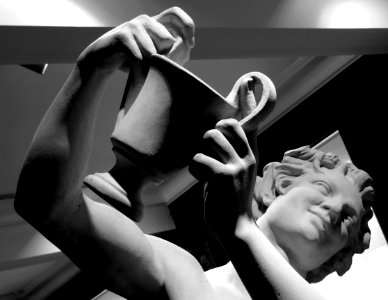 Musée des beaux-arts d'Arras: en clair-obscur, le "Faune à…