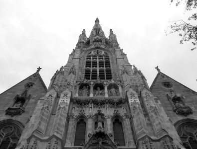 Une vue de la façade de l'église Saint-Maurice, à Lille.