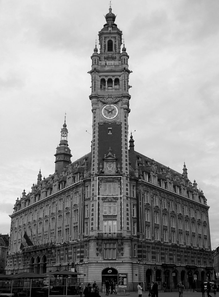 La Chambre de commerce et d'industrie de Lille.