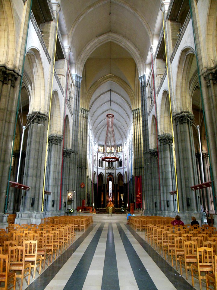 Une vue de la nef de la cathédrale Notre-Dame de la Treill…