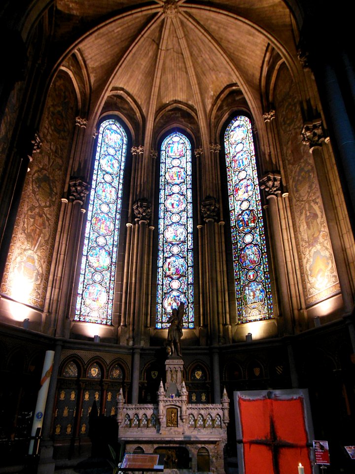 Cathédrale Notre-Dame de la Treille, Lille: la chapelle Sa…