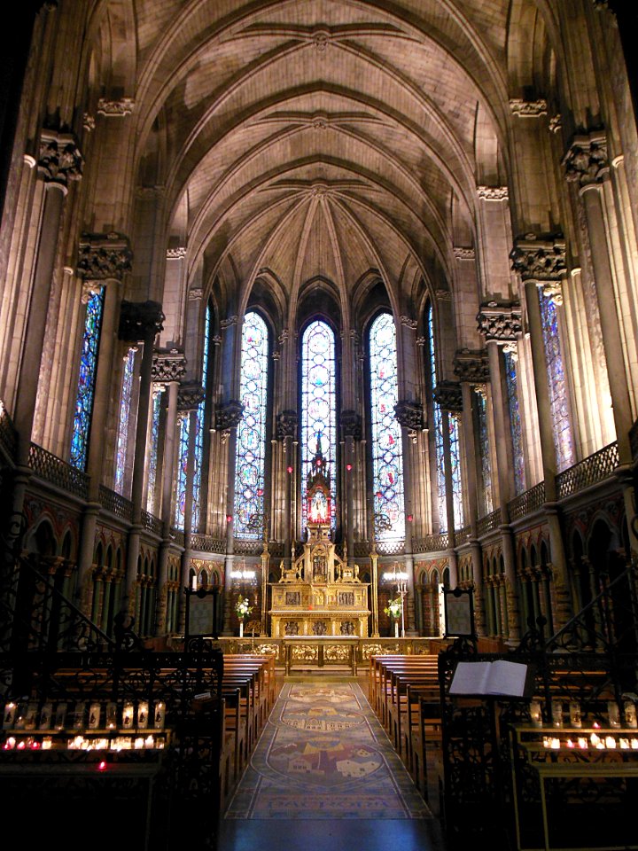 Cathédrale Notre-Dame de la Treille, Lille: la Sainte-Chap…