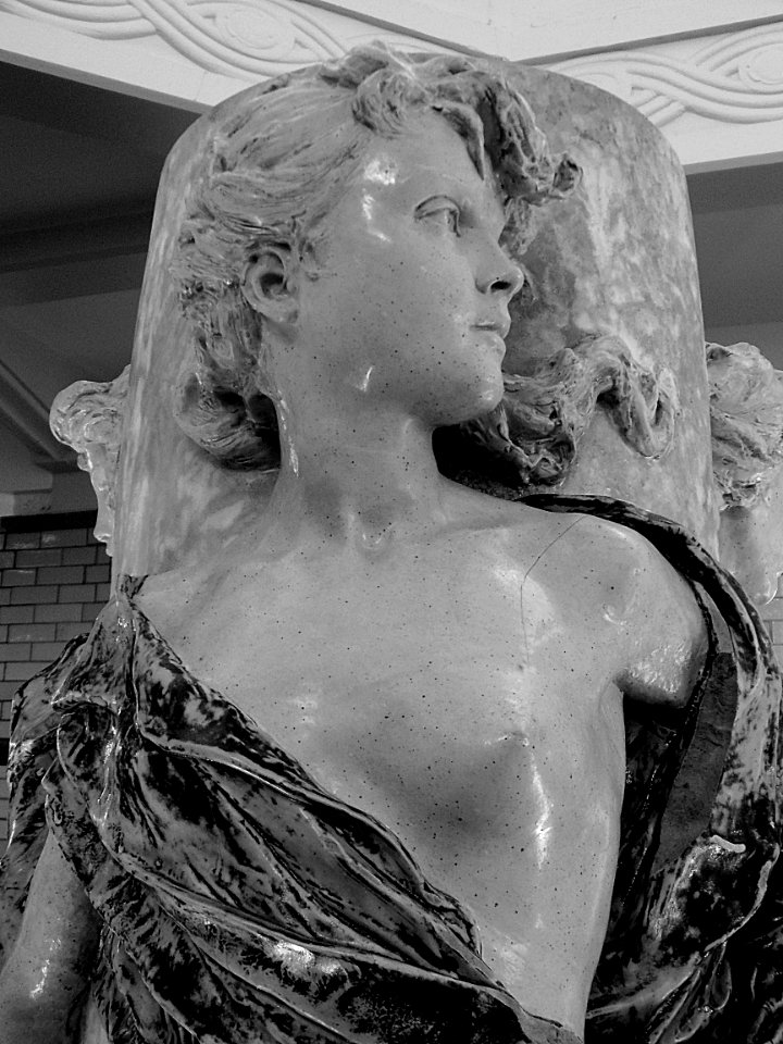 "Les nymphes de la Seine" (détail), Alfred Boucher, 1899.