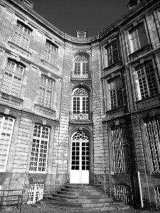 Un angle de la cour d'honneur.