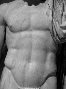 Jupiter, roi des dieux romains, portant le foudre et accom…