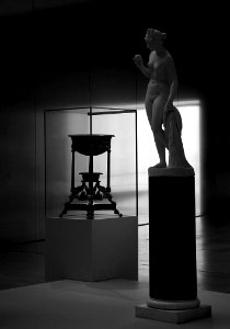 Clair obscur...Galerie du Temps, Louvre Lens.