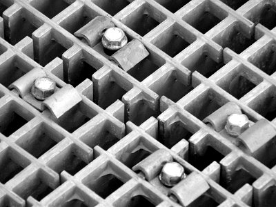 Aux abords du Louvre Lens.