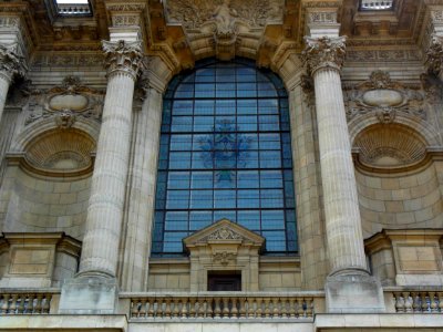 Détail du corps central de la façade principale