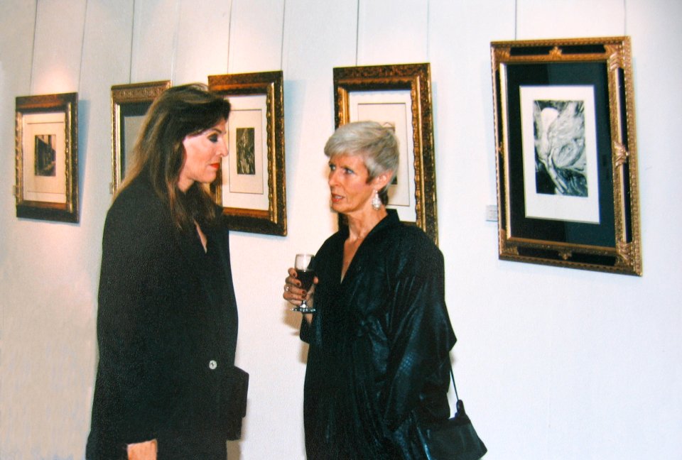 Marte Röling visits the show of Hubertine Heijermans in Si…
