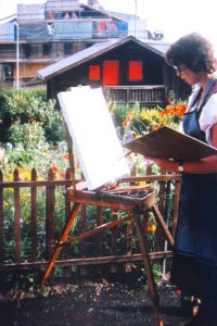 Hubertine painting outdoor at Chesières in 1976. Free illustration for personal and commercial use.