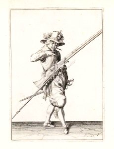 Aanwijzing 7 voor het hanteren van het musket - V lont afblaest, ende vvel hout (Jacob de Gheyn, 1607). Free illustration for personal and commercial use.