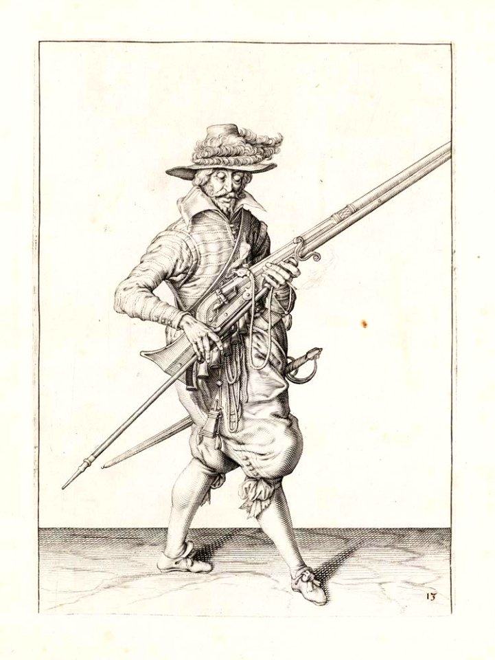 Aanwijzing 13 voor het hanteren van het musket - V Musquet afneemt ende neffens u furquet draecht (Jacob de Gheyn, 1607). Free illustration for personal and commercial use.