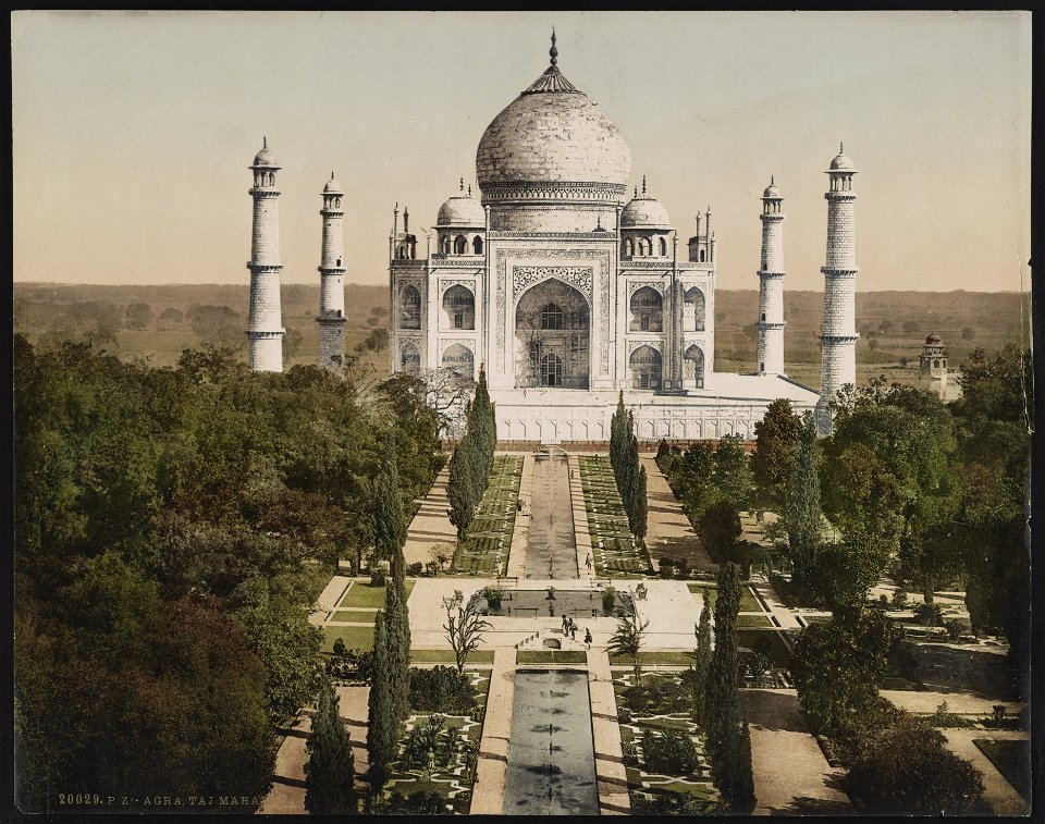 Agra. Taj Mahal LCCN2017658158