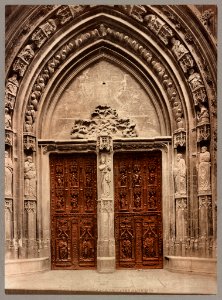 Aix. Porte de la Cathédrale de Saint Sauveur LCCN2017659770