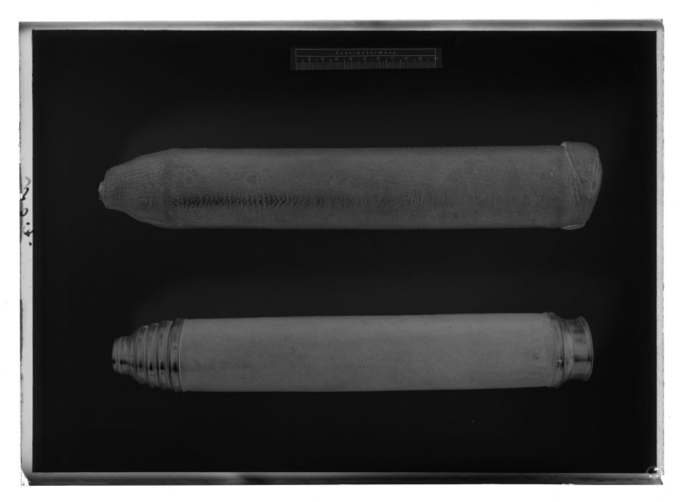 Akromatisk kikare, fältkikare, marinkikare, 1760-tal - Livrustkammaren - 26802-negative