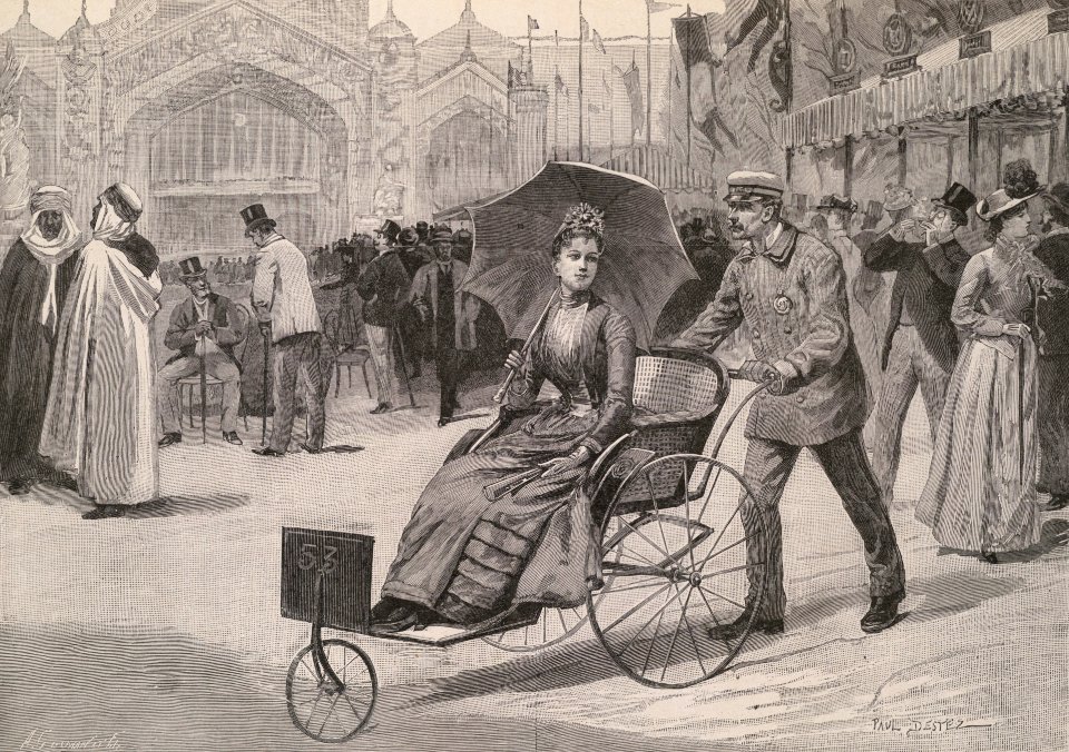 Au Champ-de-Mars - entre quatre et cinq, promenade en fauteuil roulant