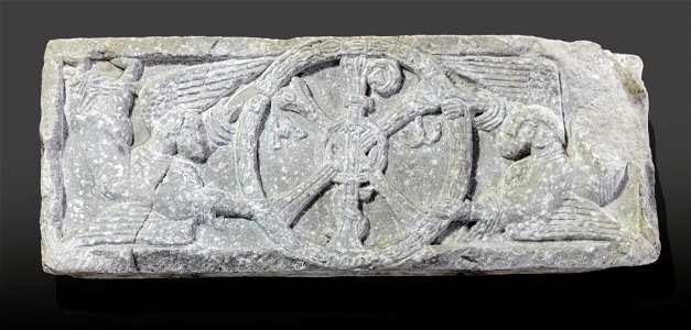 Augustins - Chrisme porté par deux anges - Linteau en marbre Paléochrétien - Mancioux ME 253