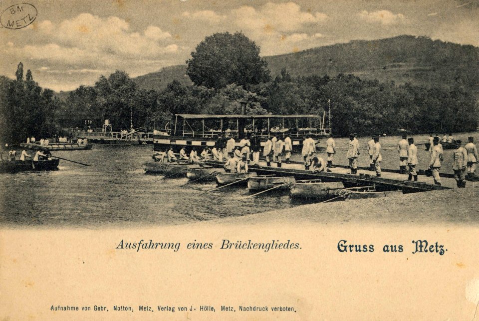 Ausfahrung eines Brückengliedes Gruss aus Metz FIC MUT 0321
